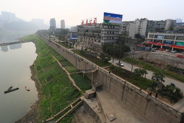 瀘州市沱江防洪堤