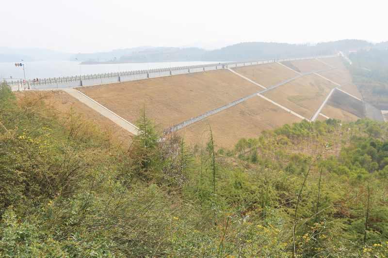 綿陽沉抗水庫